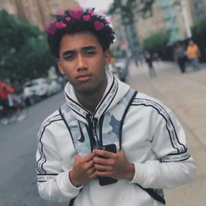 Meet your Posher, Luis